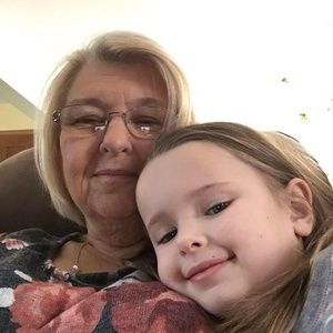 Meet your Posher, Henri